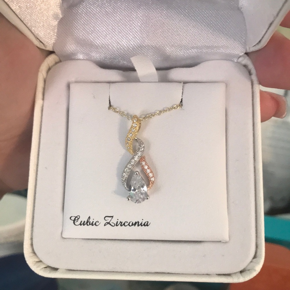 Tri color cubic diamond necklace